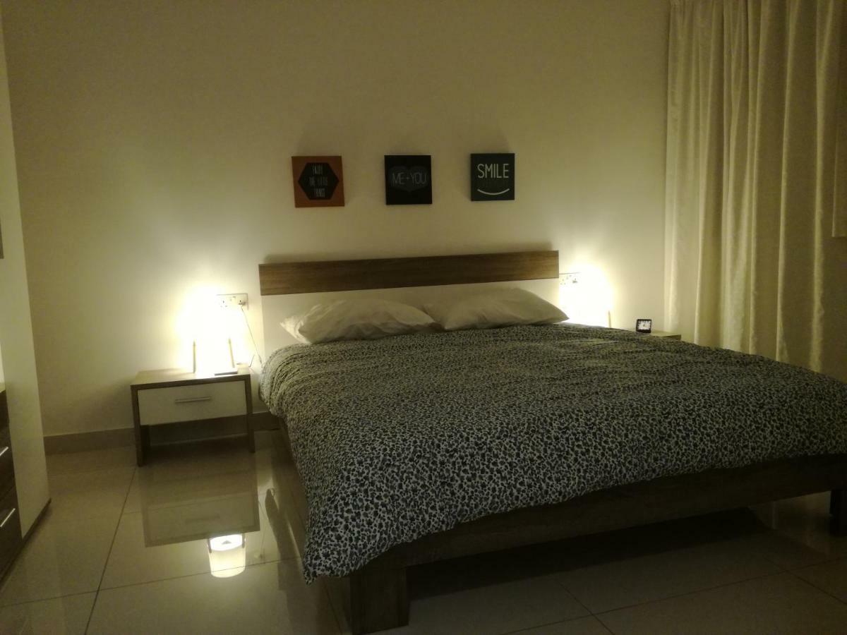 Apartmán No8 @ Seabreeze Court Mellieħa Exteriér fotografie